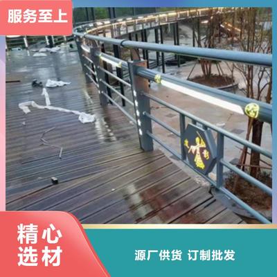 经济实用的公路防撞护栏 出厂价直供，安全与实惠兼具