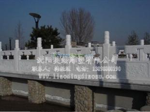 石雕河道防护栏的艺术与实用之美